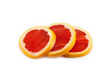 dilimlenmiş ve yığılmış greyfurt