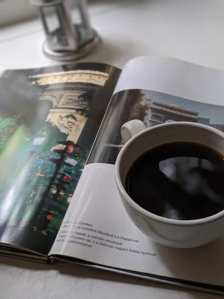 Morning Coffee Magazine — Stock Photo, Image