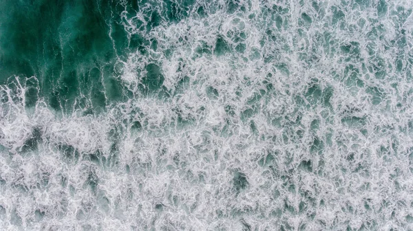 Agua aérea del océano en temporada de tormentas — Foto de Stock