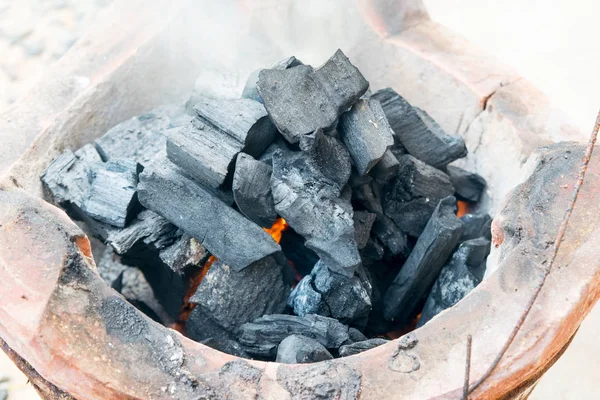 Tailandês tradição carvão queima fogão de barro — Fotografia de Stock