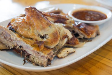 kurczaka z grilla z sosem chilichili soslu ızgara tavuk