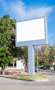 road yakınındaki boş billboard