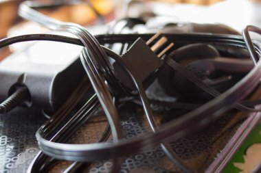 Dizüstü pil şarj cihazı arka plan