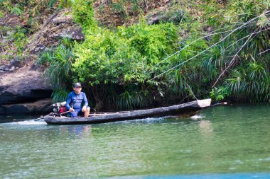 bot kaptanı Ubon Ratchathani, Tayland 2017 sirindhorn Barajı
