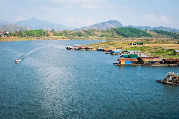 Kanchanaburi Tayland Nehri Yakınında Tekne Peyzaj Görünümü — Stok fotoğraf