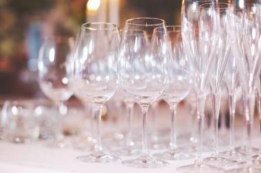 Asma gözlük parti için hazır