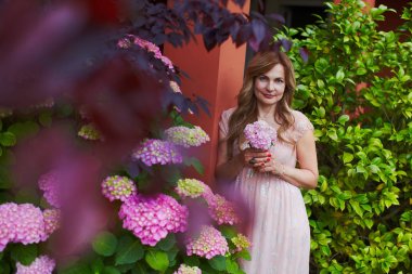 Gelinliğin evlilik hayal tek kadın