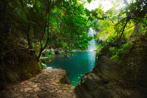Waterfall park at Antalya, Turkey. Kursunlu selalesi — Stock Photo, Image