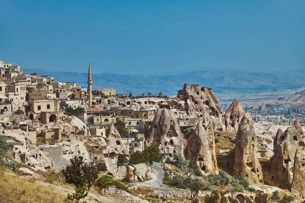 Vistas de las casas cueva volcánicas del kanyon de Capadocia en Turquía — Foto de Stock