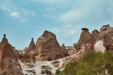 Türkiye'de Cappadocia volkanik kanyon mağara evlerin sayısı