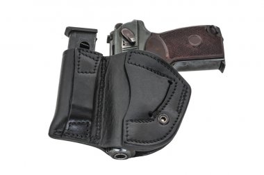 Bir taktik deri tabanca kılıfı tabancada. İzole