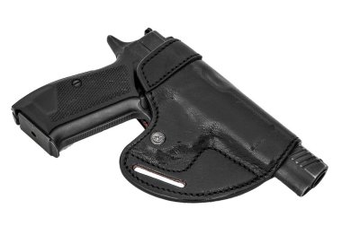 Tabanca ile deri tabanca kılıfı kalıplı. İzole