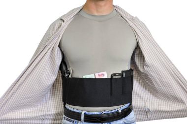 Gövde forması altında sivil elbise giymiş bir adam