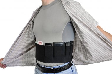 Gövde forması altında sivil elbise giymiş bir adam