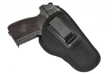 Naylon kılıfından tabanca. İzole