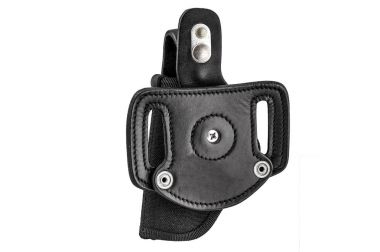 Deri kılıfından tabanca olmadan kalıplı. İzole