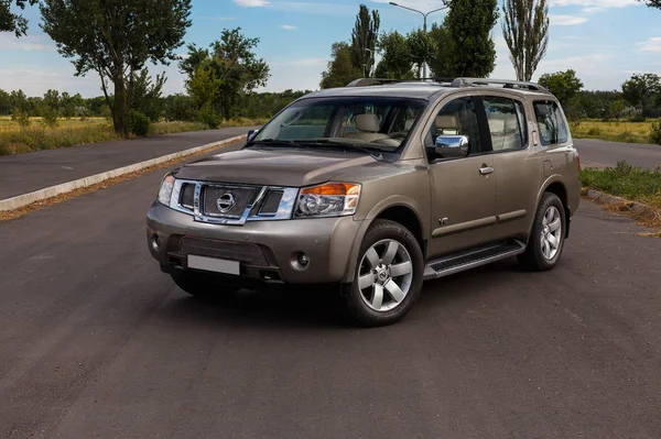 Güzel Nissan Armada — Stok fotoğraf