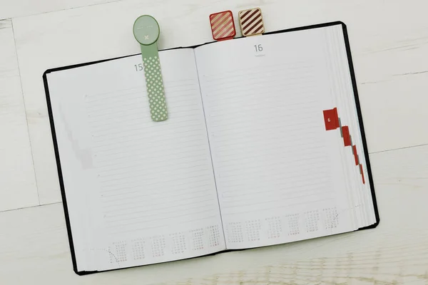 Modern-styled diary with cozy bookmarks — Stock Photo, Image