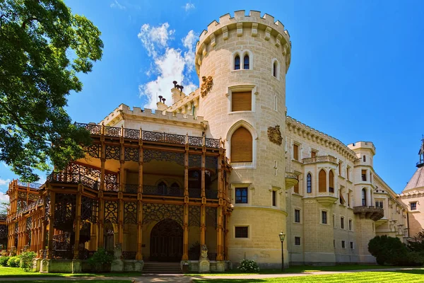 Yaz terası Kale Hluboka nad Vltavou, Çek Cumhuriyeti