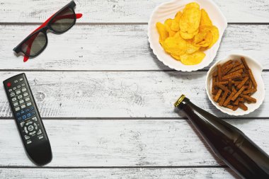 Bir kişi için ev film partisi