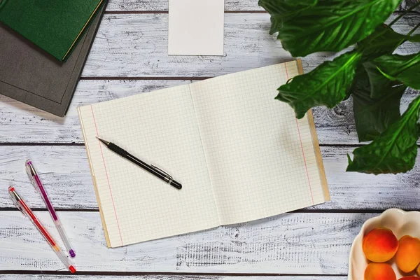 Eğitim sürecinde kavramı, üstten görünüm