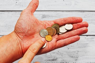 Rus paraları el sayma kişi
