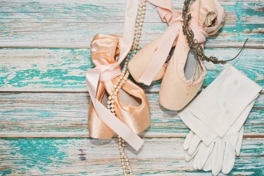 Bale ayakkabıları ve'den aksesuarlar