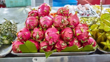 Pazar pitahaya meyve bir egzotik tropik meyve