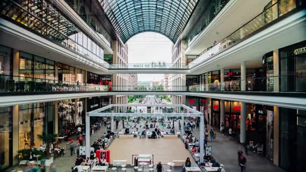Berlin - 20 Eylül: Timelapse vurdu. Alışveriş Merkezi Berlin, 20 Eylül 2017 yılında Berlin, Almanya. — Stok video