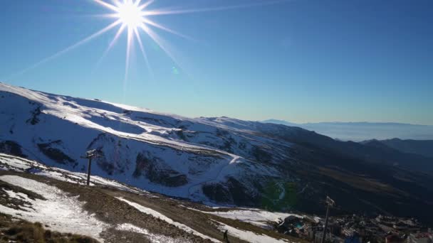 Panela de tiro vista panorâmica da Serra, gama de montanhas na Andaluzia — Vídeo de Stock