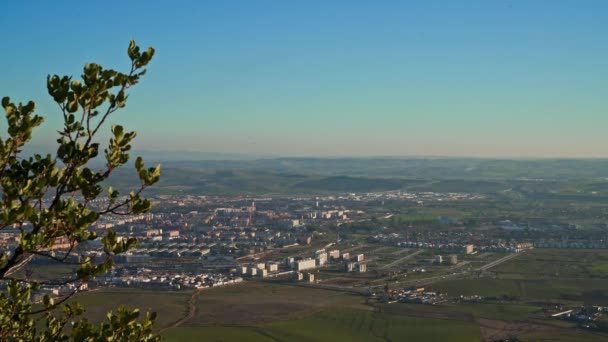 Gimbal tiro de vista panorâmica em Las Ermitas Córdoba — Vídeo de Stock