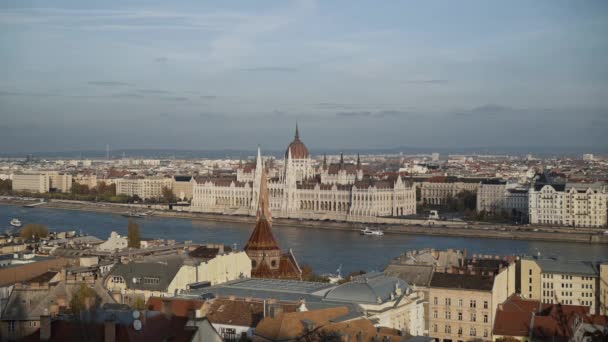 Gimbal shoot of Budapest Parliament shot from above — стокове відео