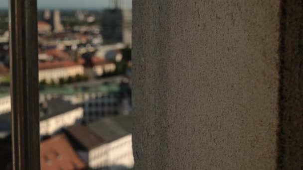 Gimbal tourné de droite à gauche de l'église Saint-Pierre de Munich Cathédrale gothique — Video