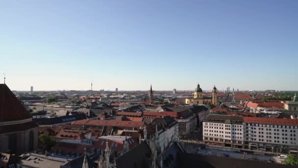 MUNICH, ALEMANHA - JUNHO 25, 2019: Panorama panorâmico da vista aérea de Munique Marienplatz — Vídeo de Stock