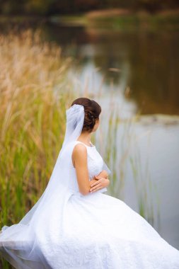 Köprü'ye gelin oturur