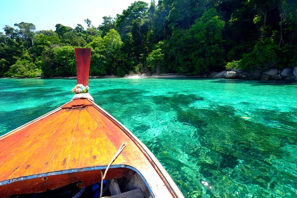 Koh Lipe bateaux traditionnels — Photo