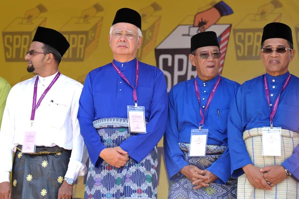 Pekan, Malajzia - április 28: miniszterelnök Mohd Najib Emad során jelölés nap április 28, 2018-Pekan, Pahang, Malajzia. Ő oldott Parlament április 7-én 14 választások előtt. — Stock Fotó