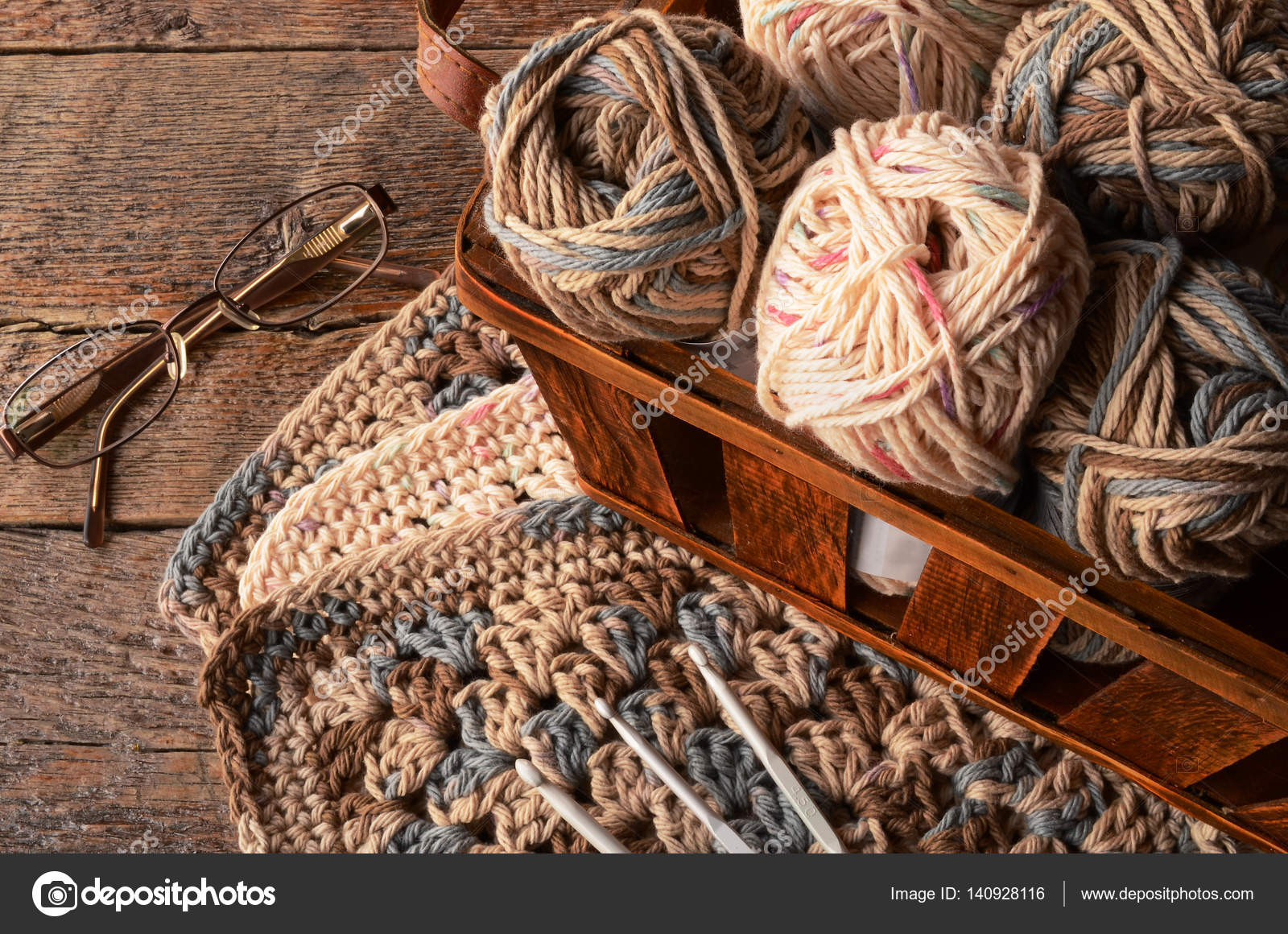 163,851 Crochet Yarn Royalty-Free Photos and Stock Images