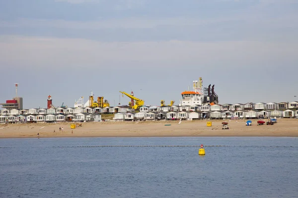 Visa på typiska beach houses i Velsen, Nederländerna — Stockfoto