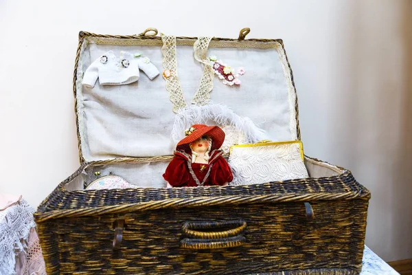 古いビンテージ アンティーク人形 — ストック写真