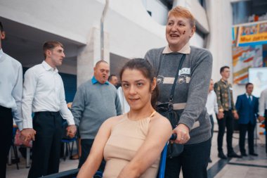 Minsk, Beyaz Rusya - 1 Mayıs 2017: Down sendromu dans çocuklarla 