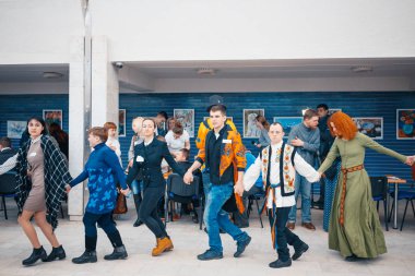 Minsk, Beyaz Rusya - 1 Mayıs 2017: Down sendromu dans çocuklarla 