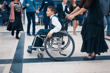 Minsk, Beyaz Rusya - 1 Mayıs 2017: Down sendromu dans çocuklarla 