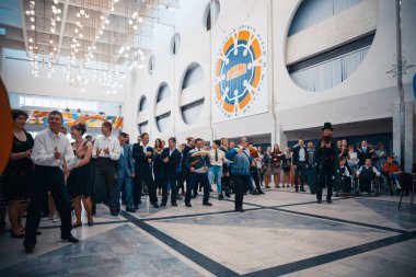 Minsk, Beyaz Rusya - 1 Mayıs 2017: Down sendromu dans çocuklarla 