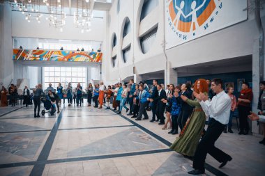 Minsk, Beyaz Rusya - 1 Mayıs 2017: Down sendromu dans çocuklarla 