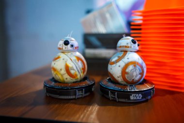 Minsk, Beyaz Rusya - 1 Mayıs 2017: Mini Bb-8 Robot modeli Star WA