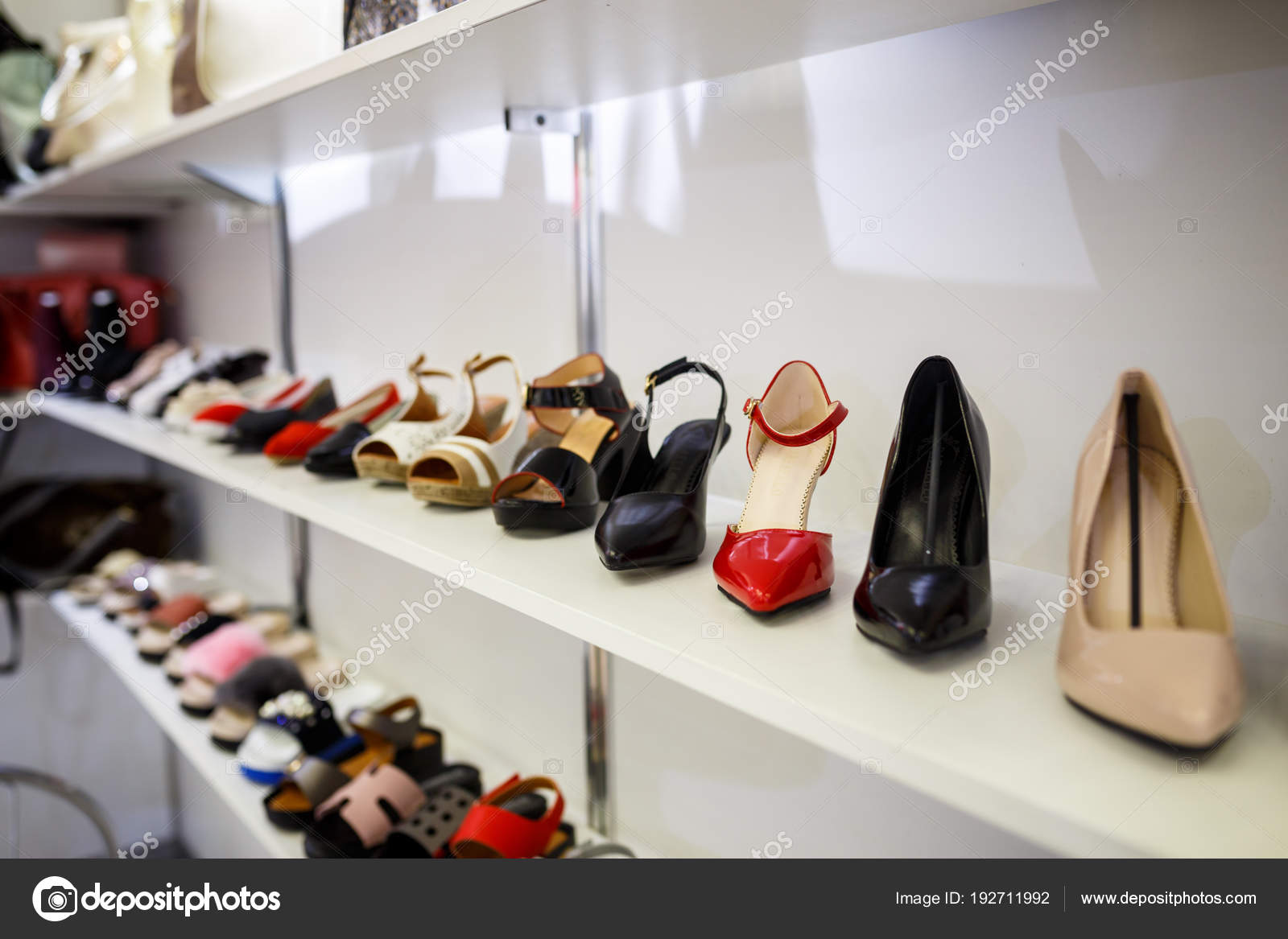 Collection of women's shoes on white background — Stock Photo © Peryn ...