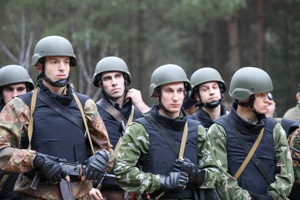 白俄罗斯明斯克- 1 Oktober，2019年：特种部队作战 — 图库照片