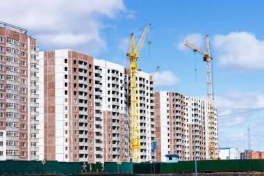 Çok katlı bir bina inşa etmek