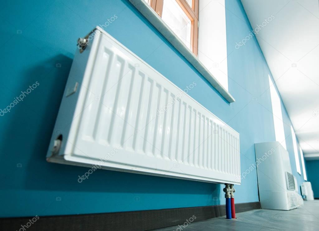 Wall-mounted heater